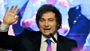 Milei nombra a un militar como ministro de Defensa por primera vez desde el fin de la dictadura