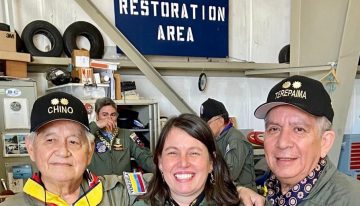 Raynell Martínez , militar venezolana exiliada: «El bloqueo aéreo afecta sobre todo a los enchufados de Maduro»