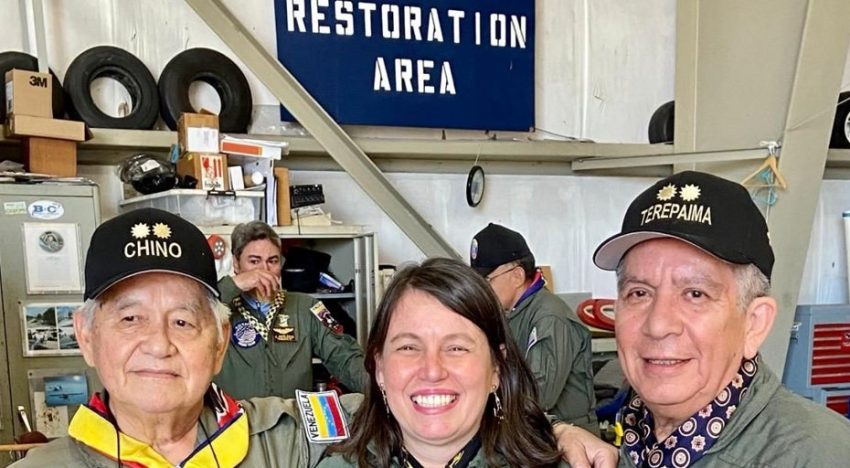 Raynell Martínez , militar venezolana exiliada: «El bloqueo aéreo afecta sobre todo a los enchufados de Maduro»