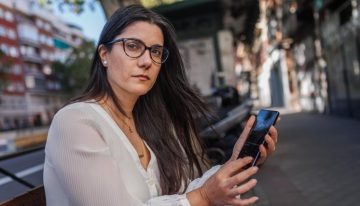 Dos de los padres de las niñas desnudadas con IA en Almendralejo: «Destruir la salud mental de mi hija les ha salido por solo 1.200 euros»