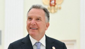 El negociador jefe de EE.UU. asumió las exigencias de Rusia y asesoró a Moscú sobre cómo convencer a Trump