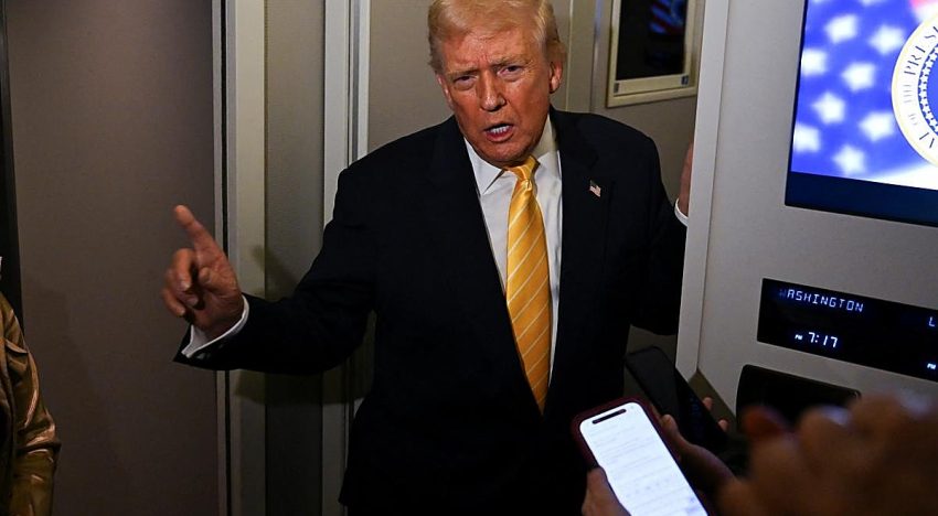 Trump insiste en interponer una demanda millonaria a la BBC por alterar sus palabras