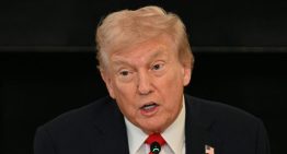 Trump amenaza con «entrar a tiros» en NIgeria como respuesta a los ataques a cristianos Trump amenaza con «entrar a tiros» en NIgeria como respuesta a los ataques a cristianos