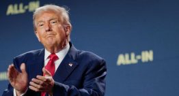 Un Rolex exclusivo y un lingote de oro: los regalos de Suiza para ayudar a Trump a rebajar los aranceles