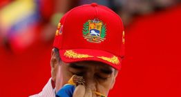 Maduro jura «lealtad absoluta» al pueblo venezolano y asegura que el poder del país se sustenta en sus fusiles