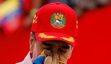 Maduro jura «lealtad absoluta» al pueblo venezolano y asegura que el poder del país se sustenta en sus fusiles