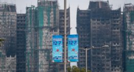 Ascienden a 160 los muertos por el gran incendio de un complejo de rascacielos en Hong Kong