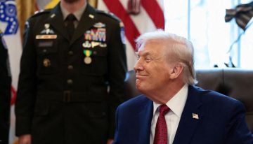 Trump amplía la lista de países con restricciones de entrada a Estados Unidos: incluye a Siria y Palestina