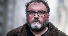 Condenan a cadena perpetua a un anestesista francés por envenenar a 30 pacientes y matar a 12