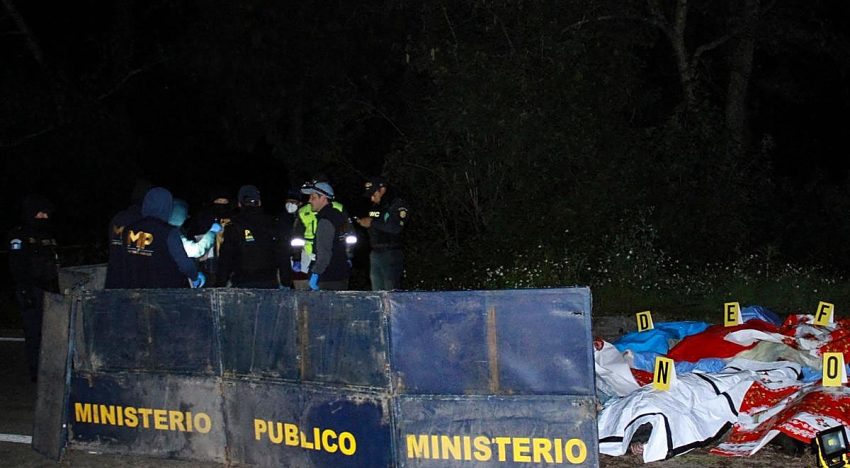 Al menos 15 personas mueren y 19 resultan heridas en un accidente de autobús en Guatemala
