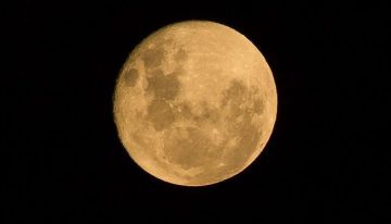 ¿Cuándo es la luna llena en diciembre de 2025? Día y hora de la superluna fría