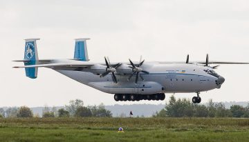 Mueren siete personas al estrellarse un avión militar ruso An-22 al este del país