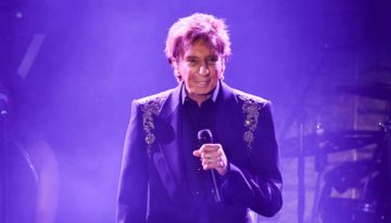 Barry Manilow será operado de un cáncer de pulmón en fase inicial