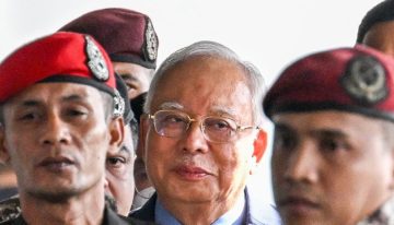 Un tribunal de Malasia condena al ex primer ministro Najib Razak por abuso de poder y blanqueo