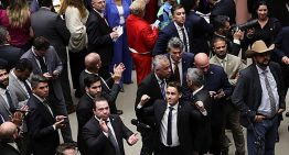 El Congreso de Brasil aprueba una ley para reducir la pena a Bolsonaro y adelantar su salida de prisión