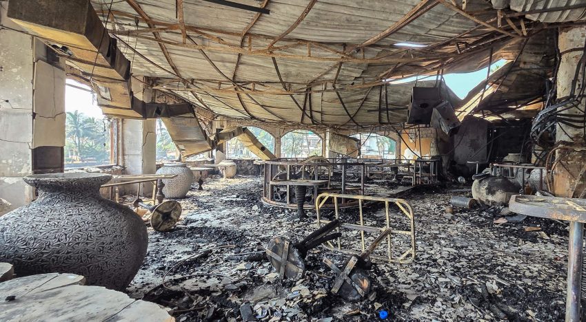 Al menos 25 muertos por un incendio en una discoteca en India