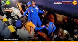 Los equipos de rescate reanudan la búsqueda de los cuatro españoles desaparecidos en un naufragio