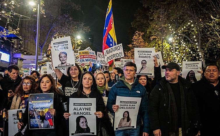 La diáspora venezolana celebra el Nobel de la Paz a María Corina Machado con una marcha global