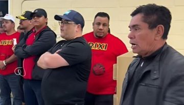 «¡Fuera de Honduras. Aquí nadie mira el conteo!»