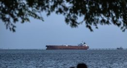 Trump anuncia el bloqueo de petroleros sancionados que lleguen o salgan de Venezuela