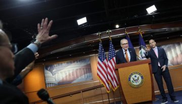 Cinco senadores republicanos 'traidores' se unen a los demócratas para limitar el uso de la fuerza de Trump en Venezuela