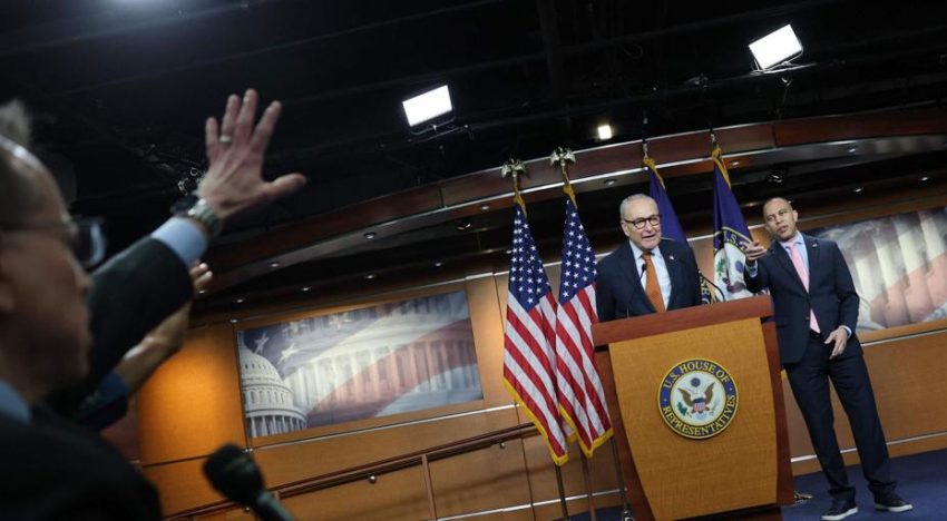 Cinco senadores republicanos 'traidores' se unen a los demócratas para limitar el uso de la fuerza de Trump en Venezuela