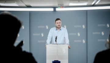 La unión entre Groenlandia y Dinamarca muestra sus primeras grietas