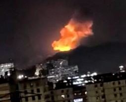 Ataque militar de Estados Unidos a Venezuela, en directo: bombardeos en Caracas, reacción de Maduro y Trump y últimas noticias hoy