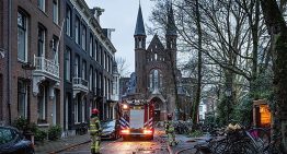 Un incendio devasta una histórica iglesia de Ámsterdam durante Nochevieja