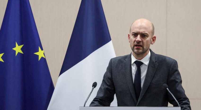 El ministro de Exteriores francés asegura que el orden político europeo «está en peligro»