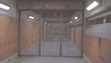 La cárcel en la que está Maduro: un centro penitenciario en el que los presos ganaron una demanda millonaria por frío y condiciones «inhumanas»