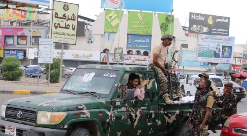 Arabia Saudí consolida su control del sur de Yemen frente a Emiratos