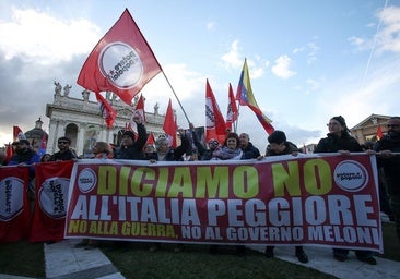 Mueren dos presuntos anarquistas mientras manipulaban un explosivo a las afueras de Roma