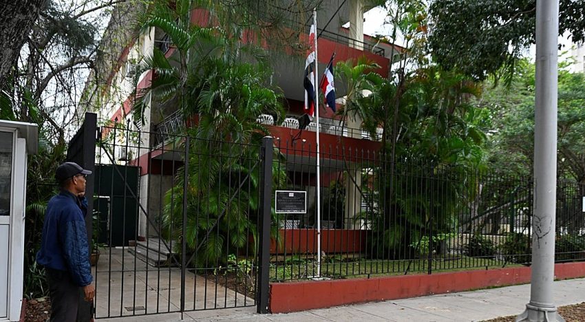 Costa Rica cierra su Embajada en Cuba porque «hay que limpiar el hemisferio de comunistas»