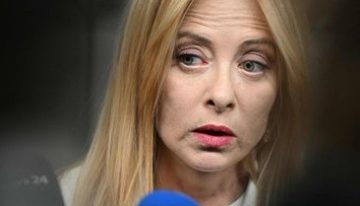 Rebelión en el Gobierno de Meloni: la ministra de Turismo se niega a dimitir