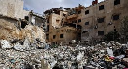 Irán mantiene cerrado el estrecho de Ormuz y niega haber hablado con Trump