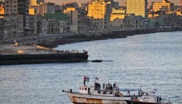 Trump permite la llegada de un petrolero ruso a Cuba: «Tienen que sobrevivir»