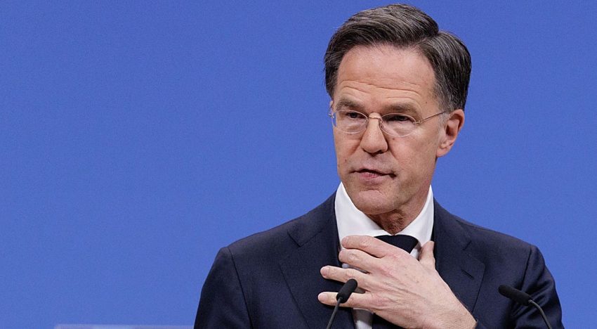 Los aliados europeos de la OTAN reducen la brecha con EE.UU. y todos rebasan ya el 2% en gasto del PIB en defensa