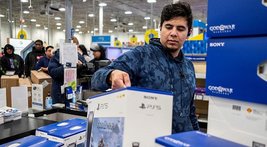 Comprarte una PlayStation 5 te saldrá 100 euros más caro en unos días