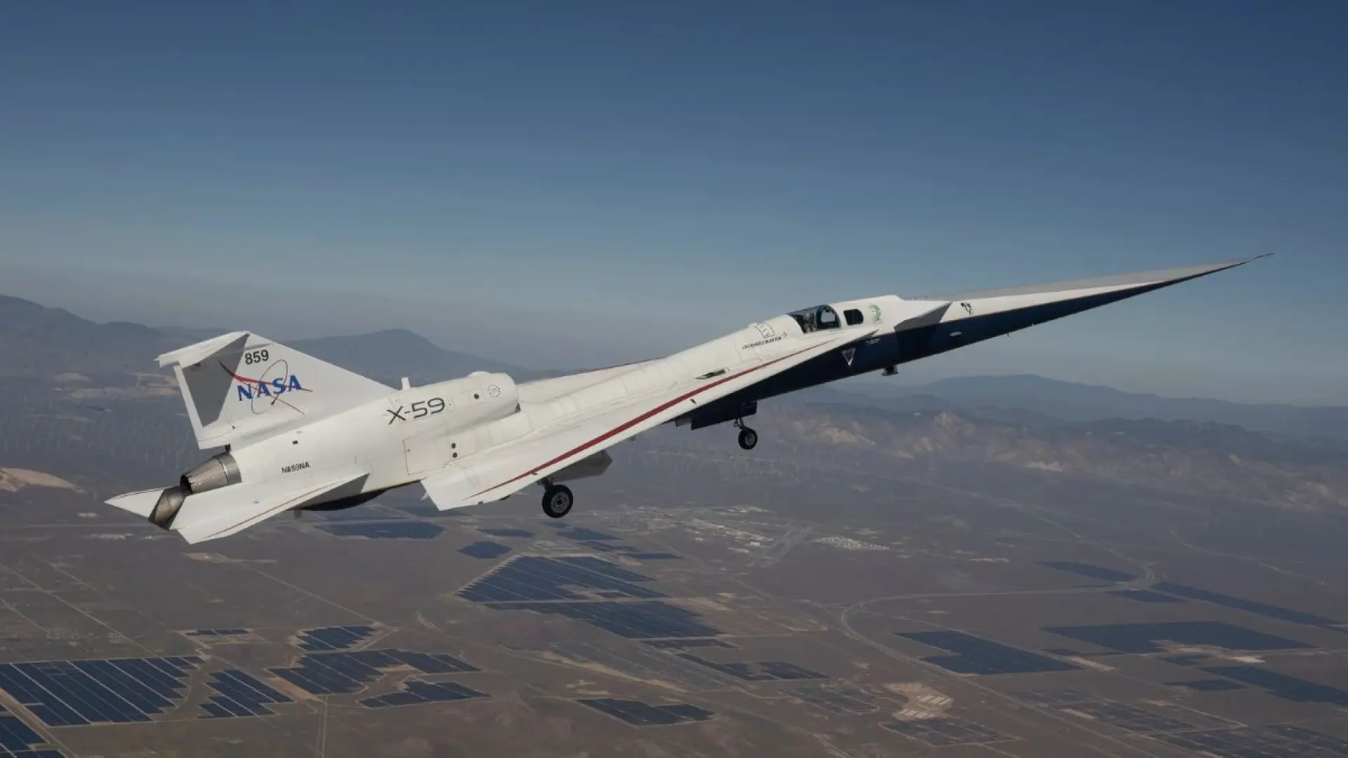 El avión X-59 de la NASA aterriza de urgencia en su segundo vuelo de prueba por un fallo técnico