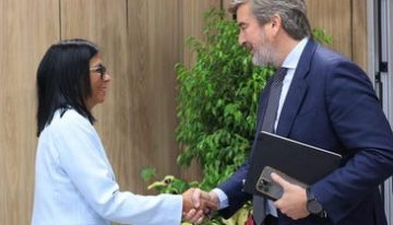 Cómo Trump interviene la caja del petróleo venezolano