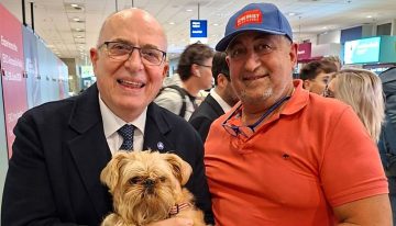 «No sin mi mascota»: Grecia fleta un vuelo para repatriar de Dubái a un centenar de sus nacionales con sus perros y gatos