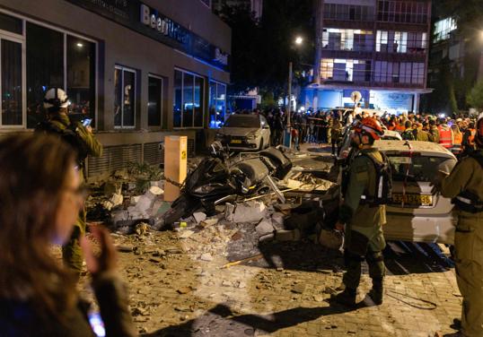 La economía de fuerza de Irán: cómo las bombas de racimo ponen a prueba la defensa de Israel