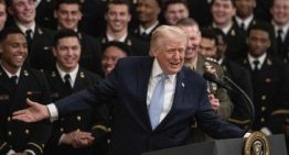 Irán pone una foto de Pedro Sánchez en los misiles para atacar Israel, según la agencia estatal Tasnim