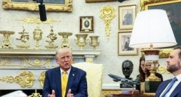 Trump y la ultraderecha internacional arropan a Orbán en plena campaña electoral