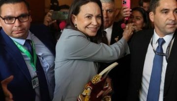 Expectación y escepticismo tras el anuncio de la subida salarial de Delcy Rodríguez en Venezuela