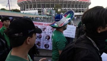 Ceci Flores, la líder del colectivo de Madres Buscadoras de Sonora, encuentra los restos de su hijo secuestrado en México siete años después