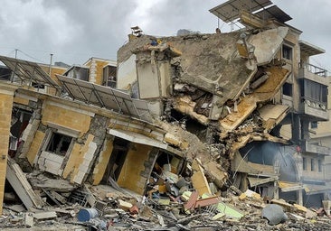 La guerra se intensifica en la cuenta atrás del ultimátum a Irán, que  para abrir Ormuz exige el fin de la guerra