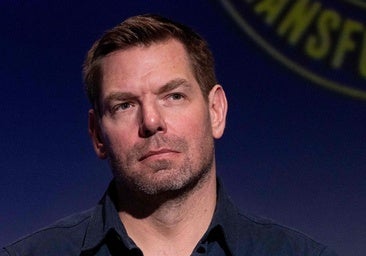 Detenida tras encontrarse con un amor de la juventud 60 años después: una anciana francesa de 86 años, retenida por el ICE en EE.UU.