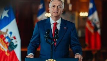 Chile expulsa a 40 inmigrantes irregulares, los primeros de la era Kast